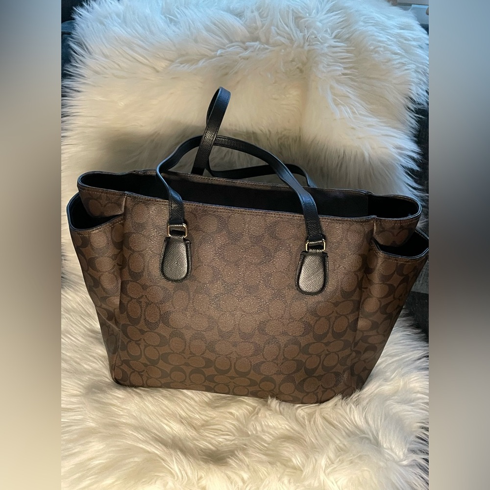 Coach Brown Signature Tote - Picture 4 of 16